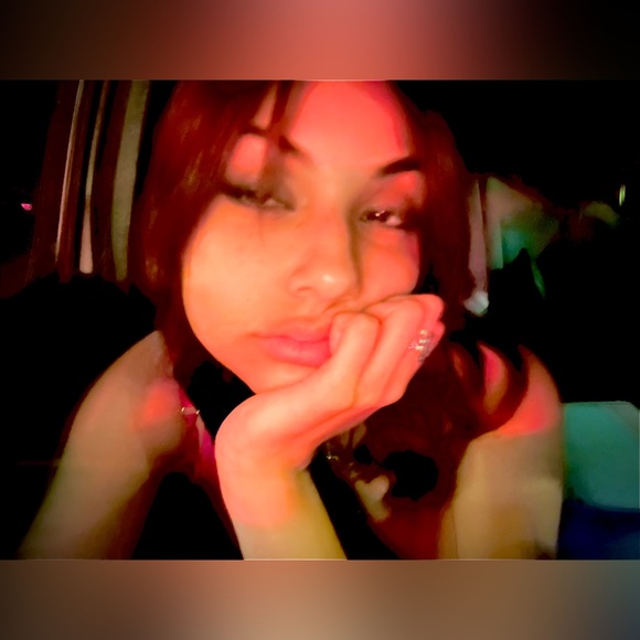 Meet your Posher, Emma - Picture 3 of 3